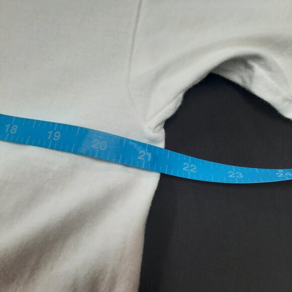 Vintage Single Stitch T-shirt Jesus Cares for Youth Men's Size Large - Picture 6 of 9